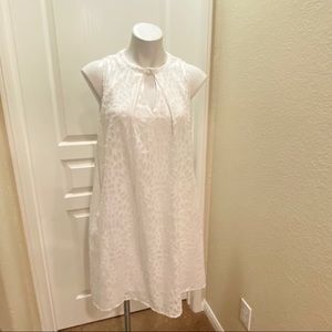 Keyhole Neckline Geometric Summer White Dress Sz 8
